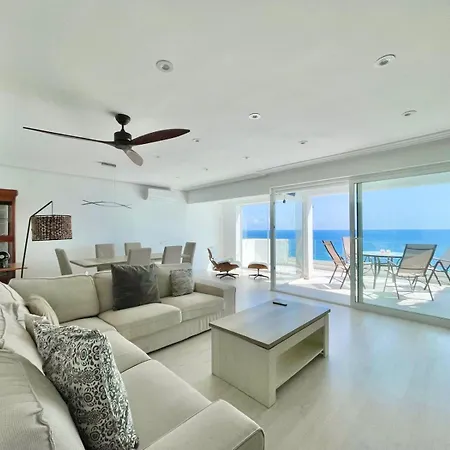 Emalco Seafront Modern 公寓 貝尼多姆