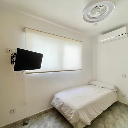 Emalco Seafront Modern Appartement Benidorm