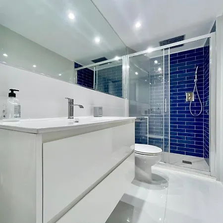 Emalco Seafront Modern